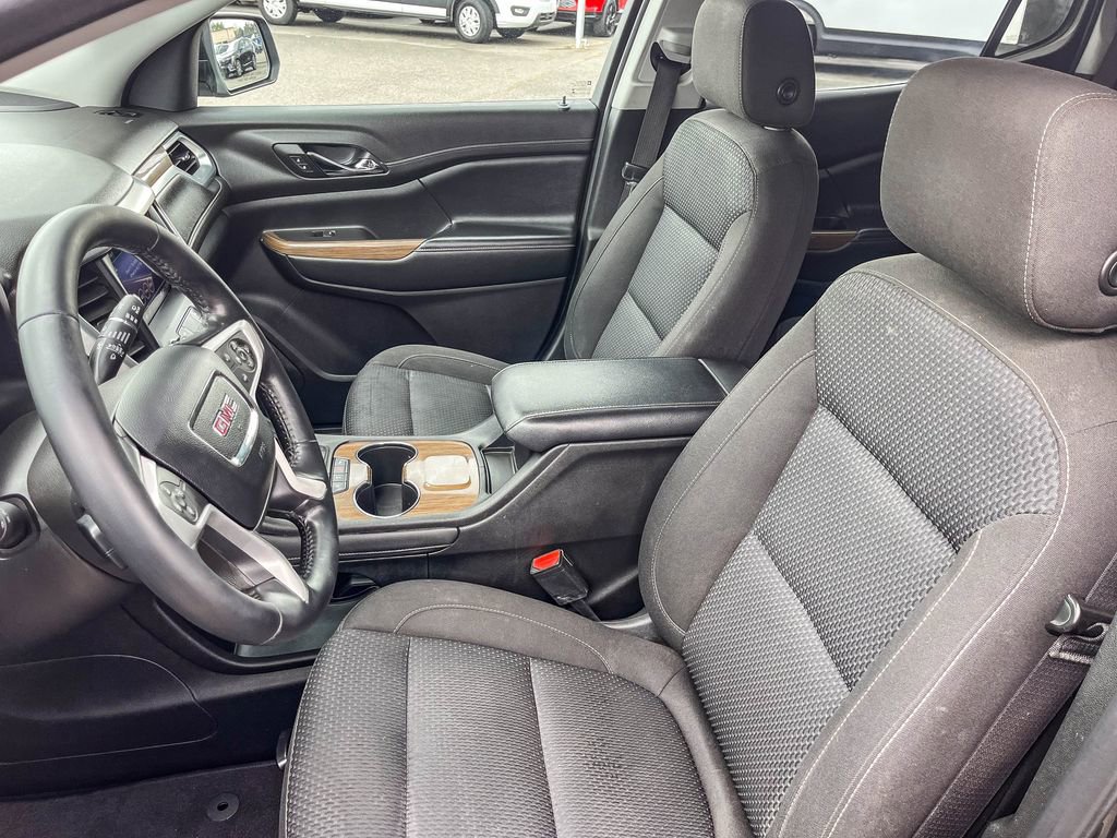 Used 2020 GMC Acadia SLE image 36