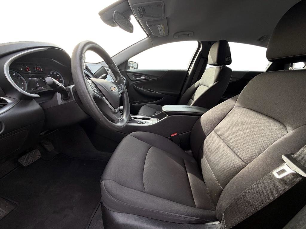 Used 2023 Chevrolet Malibu LT image 10