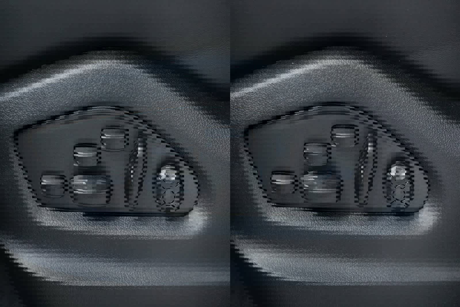 New 2026 Porsche Cayenne image 17