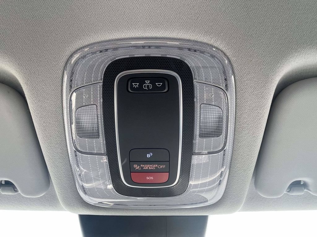Used 2024 Hyundai Kona SEL AWD/4WD image 38