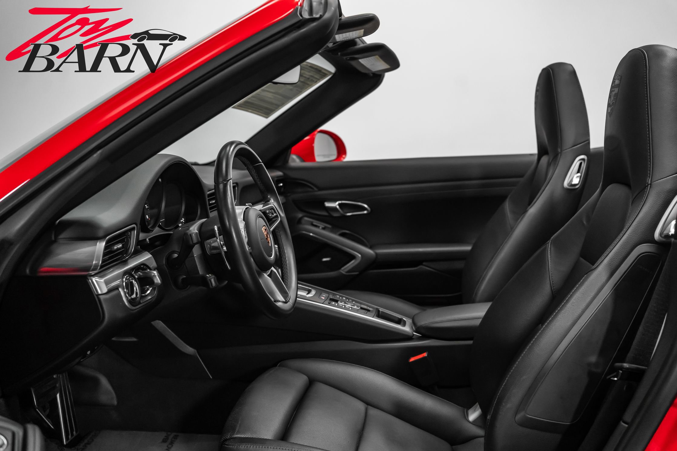 Used 2018 Porsche 911 Carrera image 32