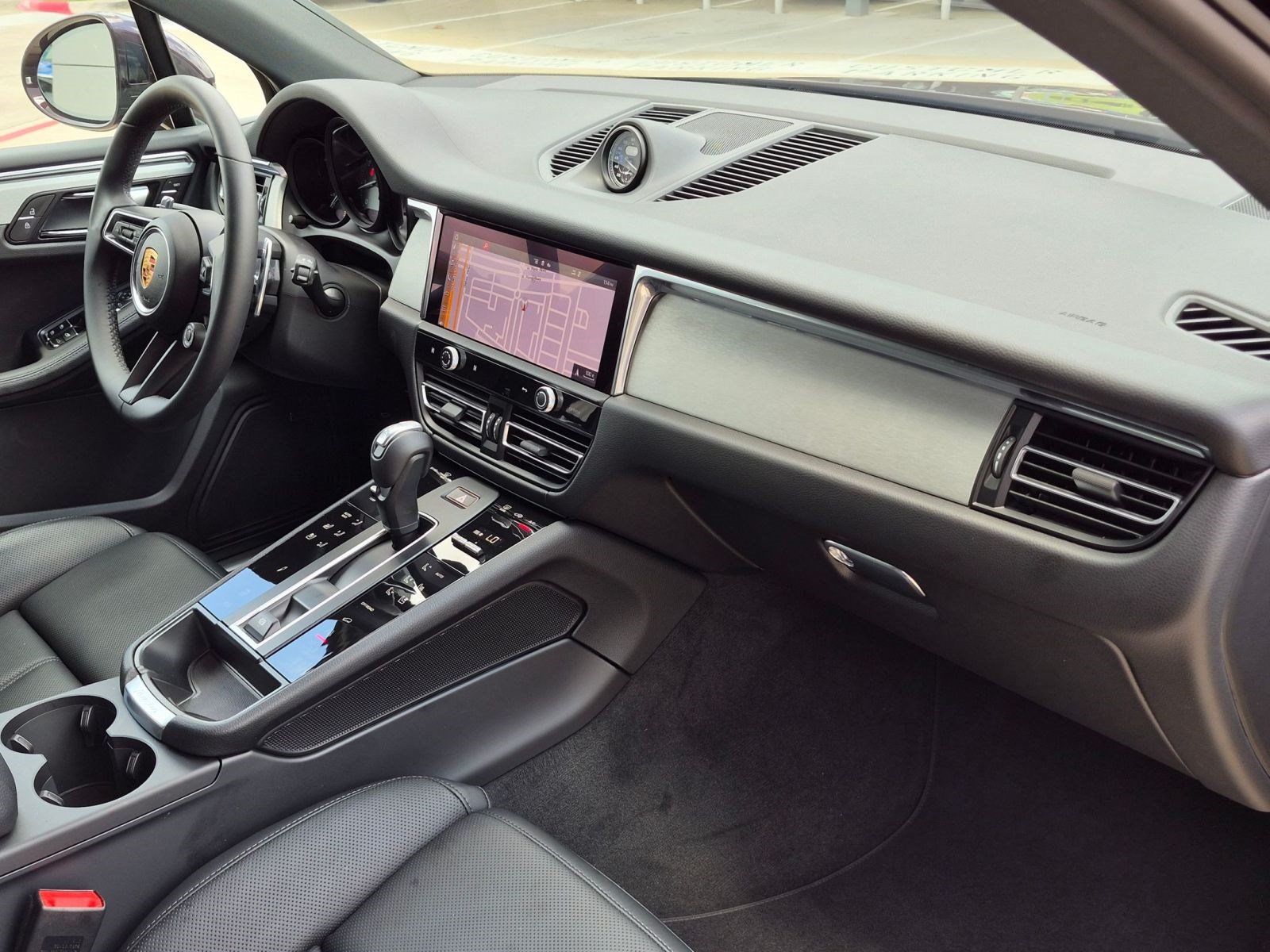 Certified 2026 Porsche Macan S AWD/4WD image 26