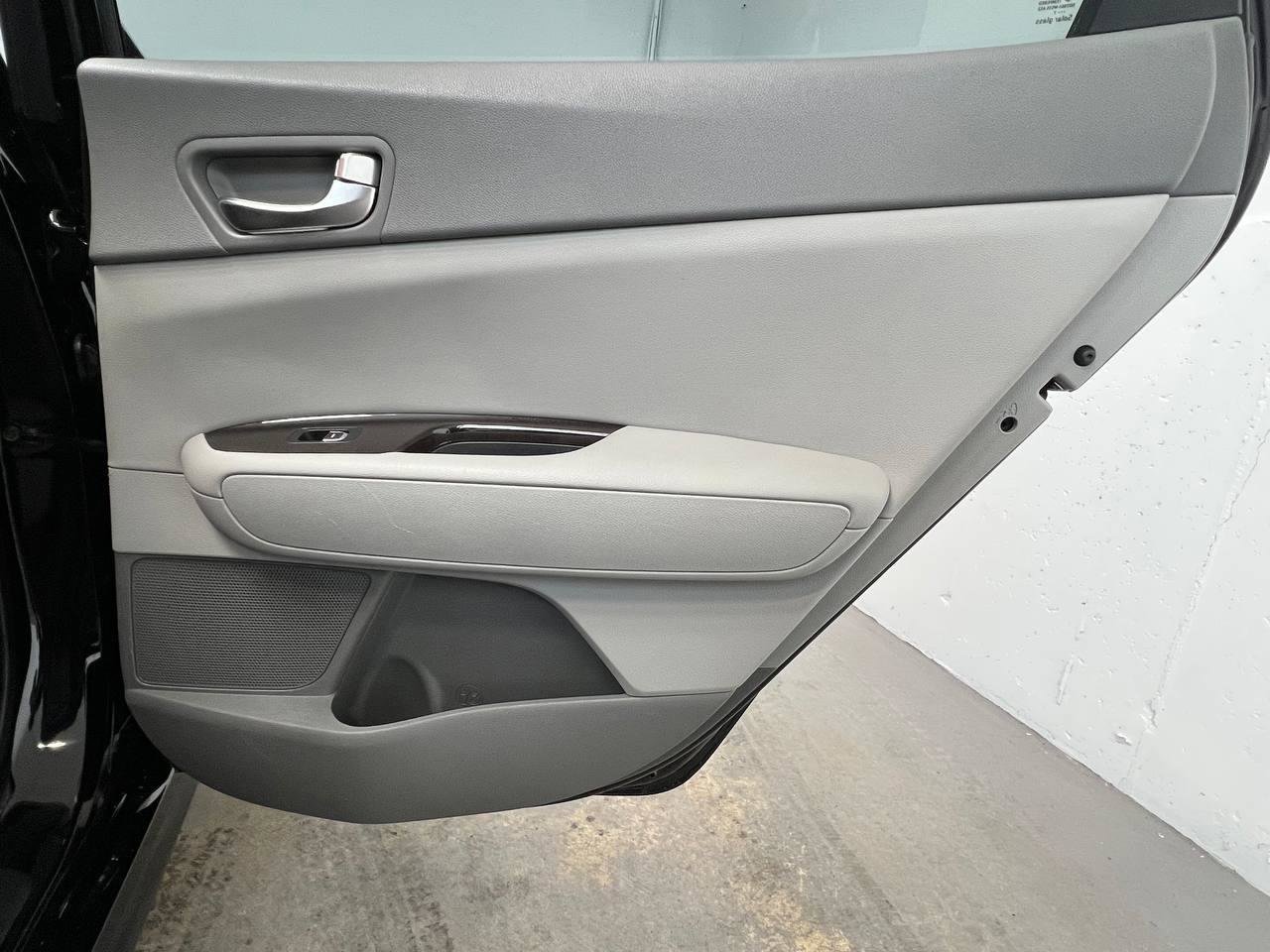 Used 2018 Kia Optima EX FWD image 13