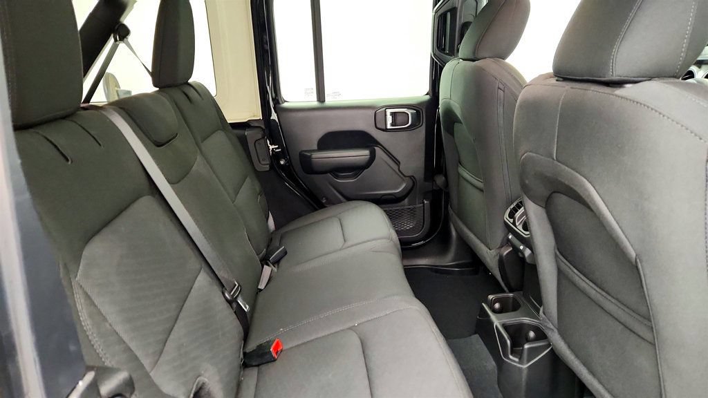 Used 2023 Jeep Wrangler Unlimited Sport AWD/4WD image 22