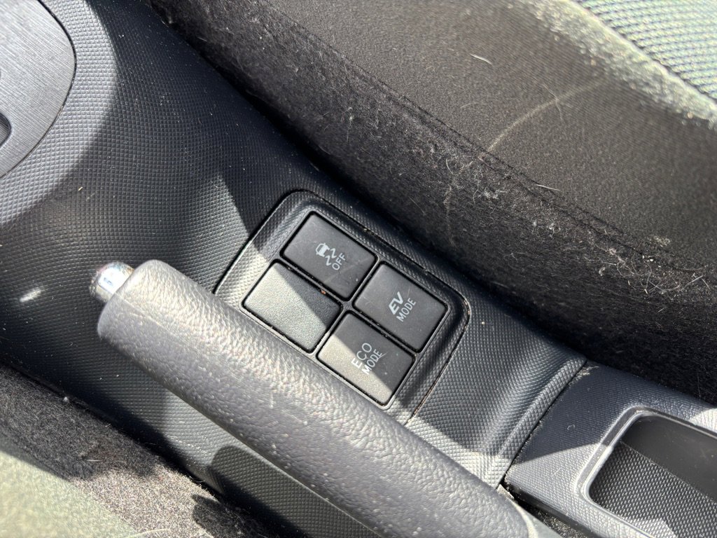 Used 2018 Toyota Prius C Two image 23