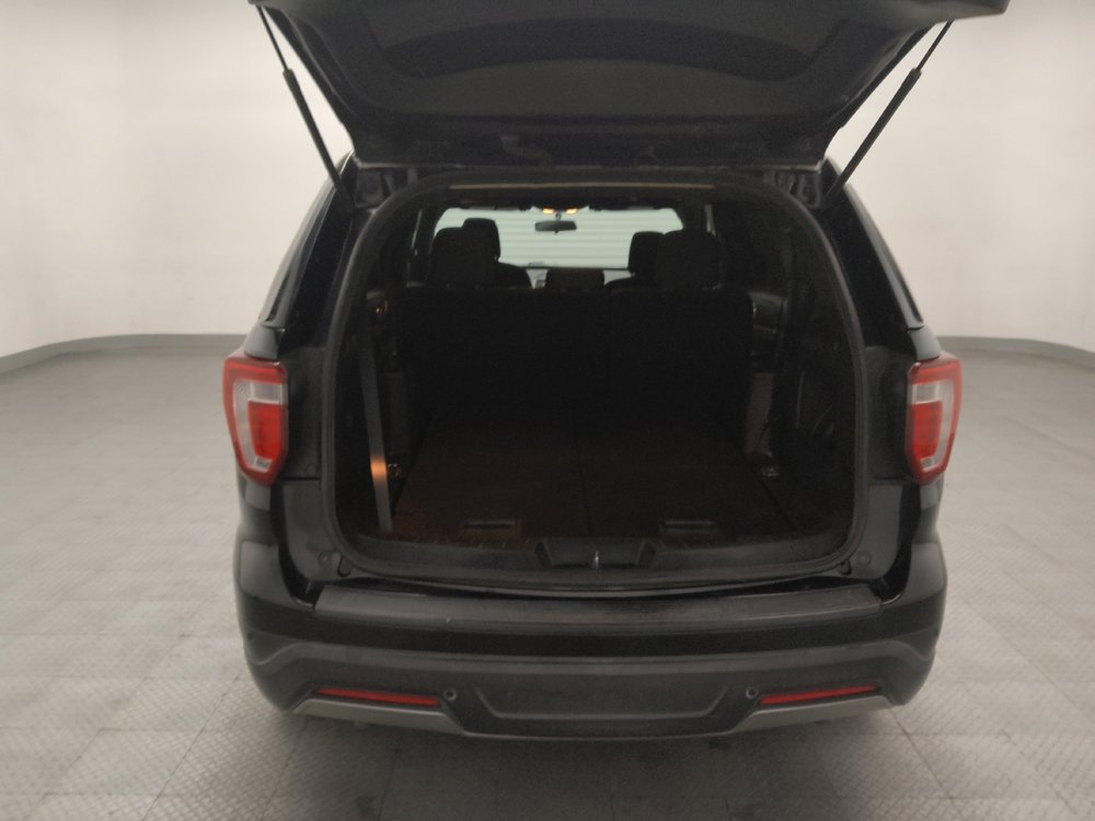 Used 2019 Ford Explorer XLT FWD image 29
