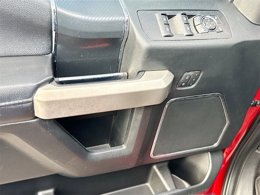 Used 2020 Ford F150 Lariat w/ Equipment Group 502A Luxury image 19