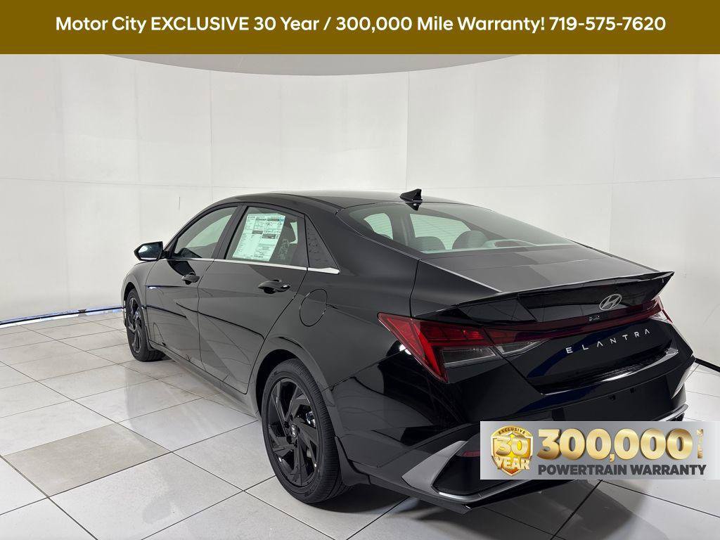 New 2026 Hyundai Elantra SEL Sport Premium FWD image 7