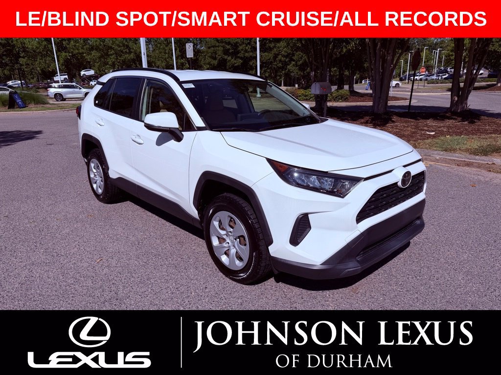 Used 2021 Toyota RAV4 LE FWD image 1