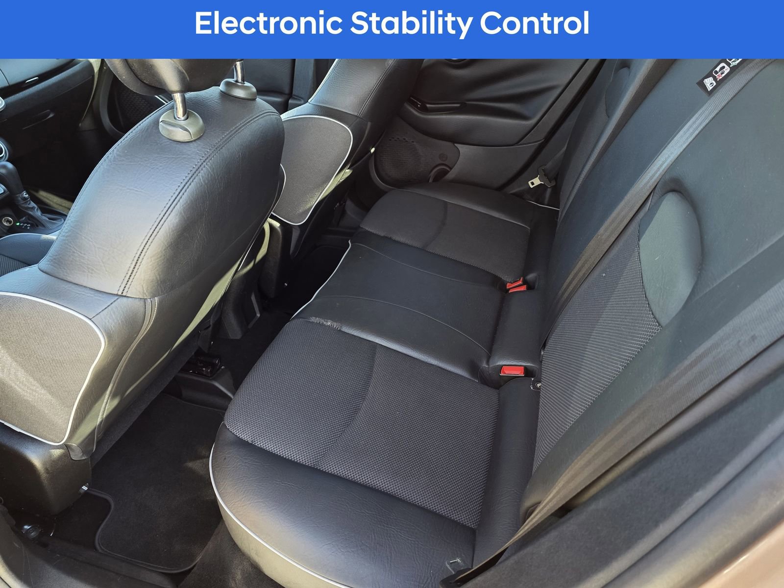 Used 2018 FIAT 500X Trekking image 17