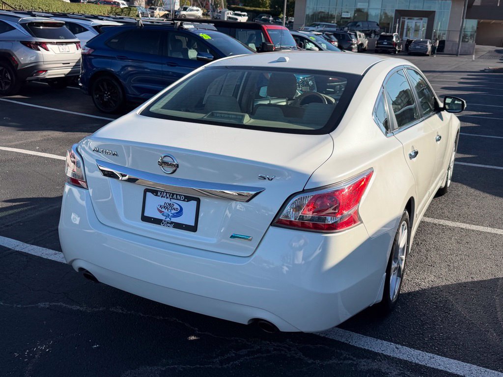 Used 2014 Nissan Altima 2.5 SV w/ Convenience Package FWD image 7