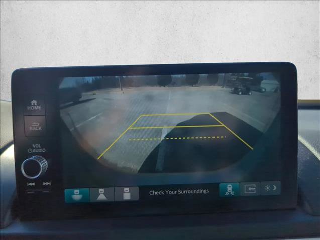 Used 2024 Honda Pilot Touring image 11