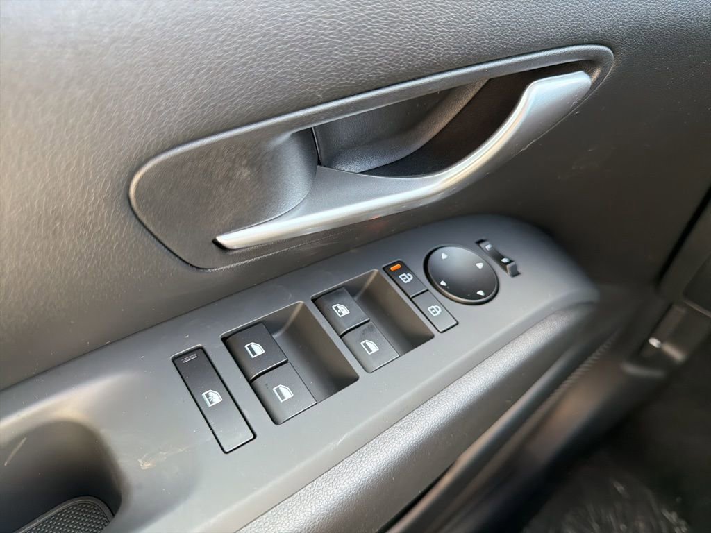 New 2026 Hyundai Tucson SE image 29