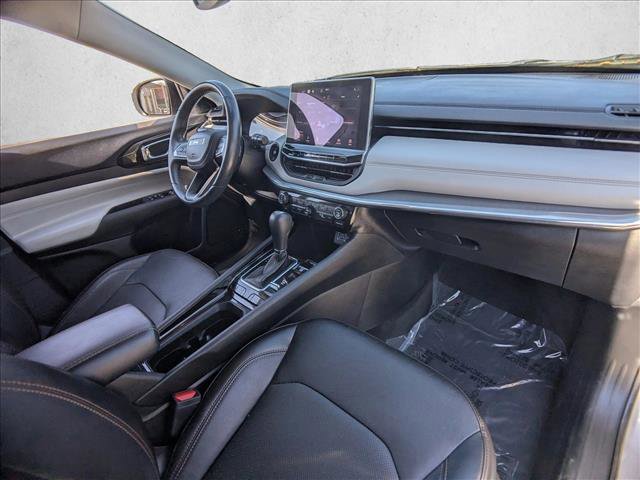 Used 2022 Jeep Compass Limited AWD/4WD image 18