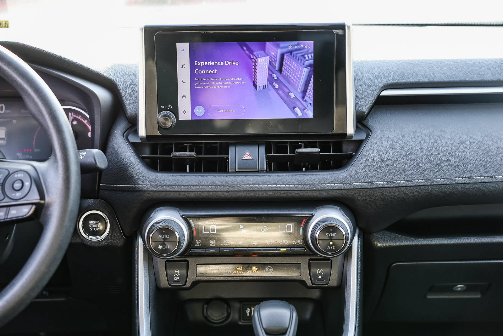 Used 2025 Toyota RAV4 XLE FWD image 3