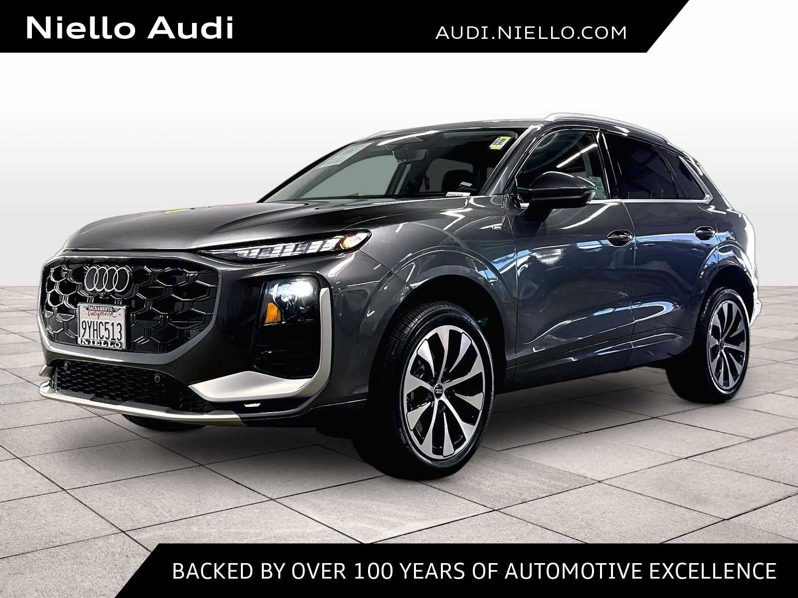 Used 2026 Audi Q3 quattro 2.0T w/ Driver Assistance Package AWD/4WD image 1