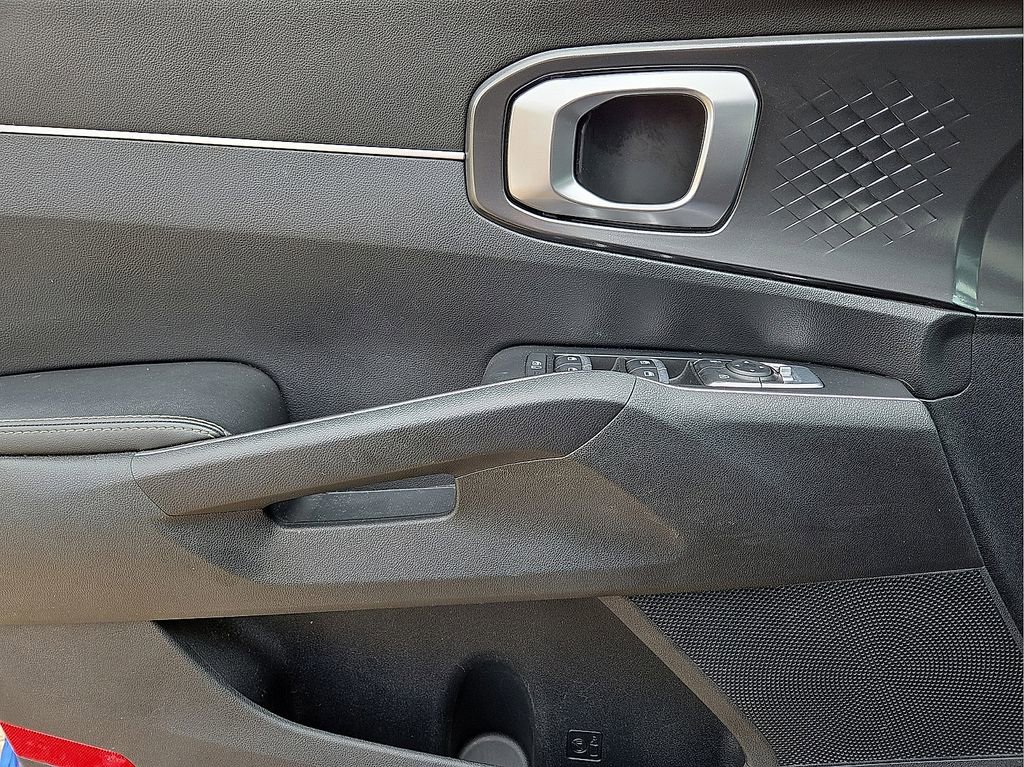Used 2022 Kia Sorento S w/ Panoramic Sunroof Package FWD image 18