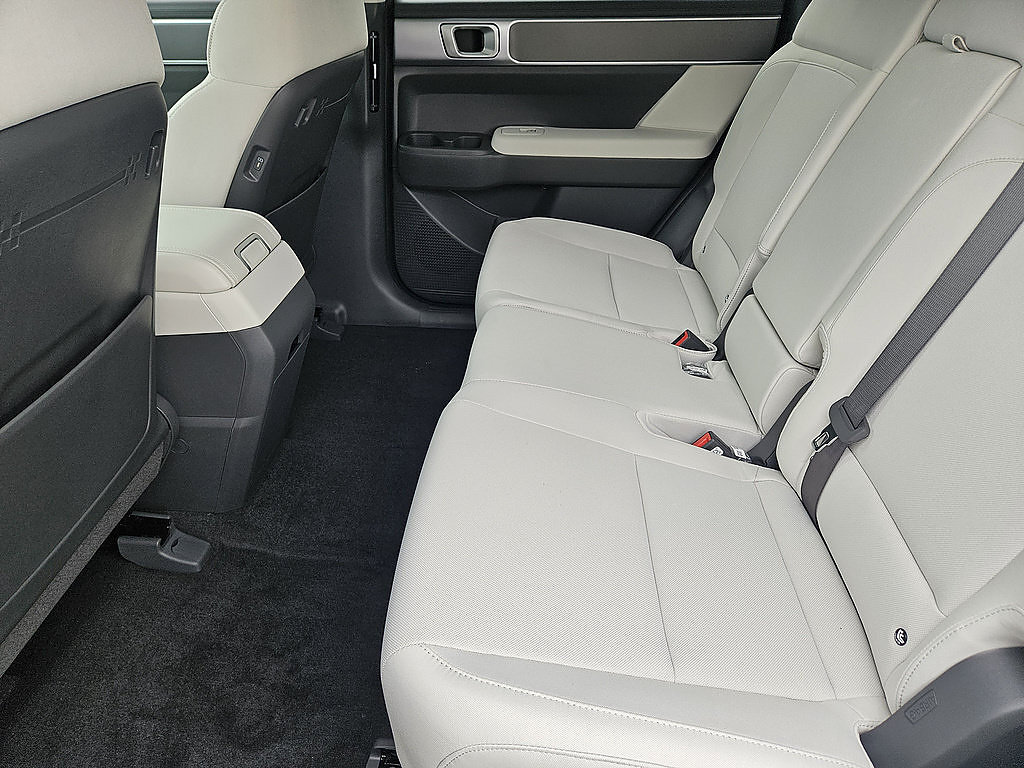 New 2026 Hyundai Santa Fe SE FWD image 29