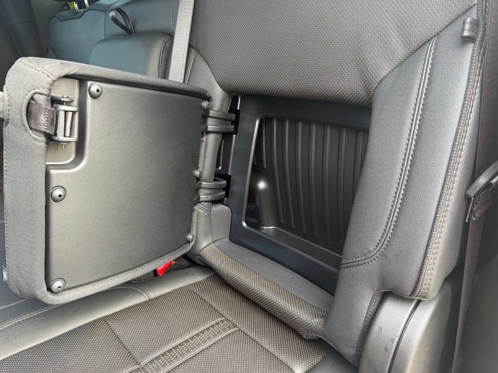 Used 2026 Chevrolet Silverado 1500 High Country w/ High Country Premium Package AWD/4WD image 13