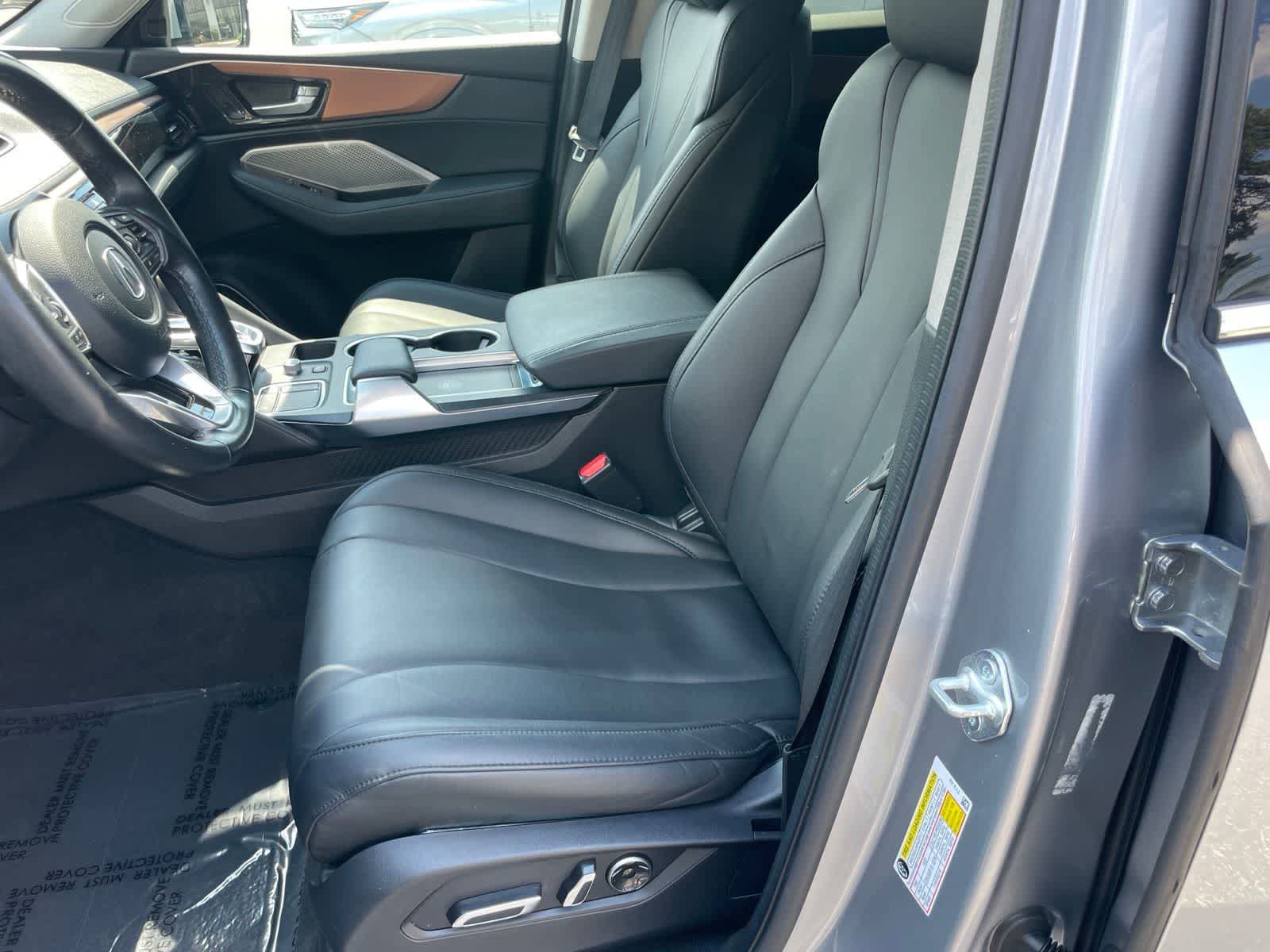 Used 2022 Acura MDX SH-AWD image 9