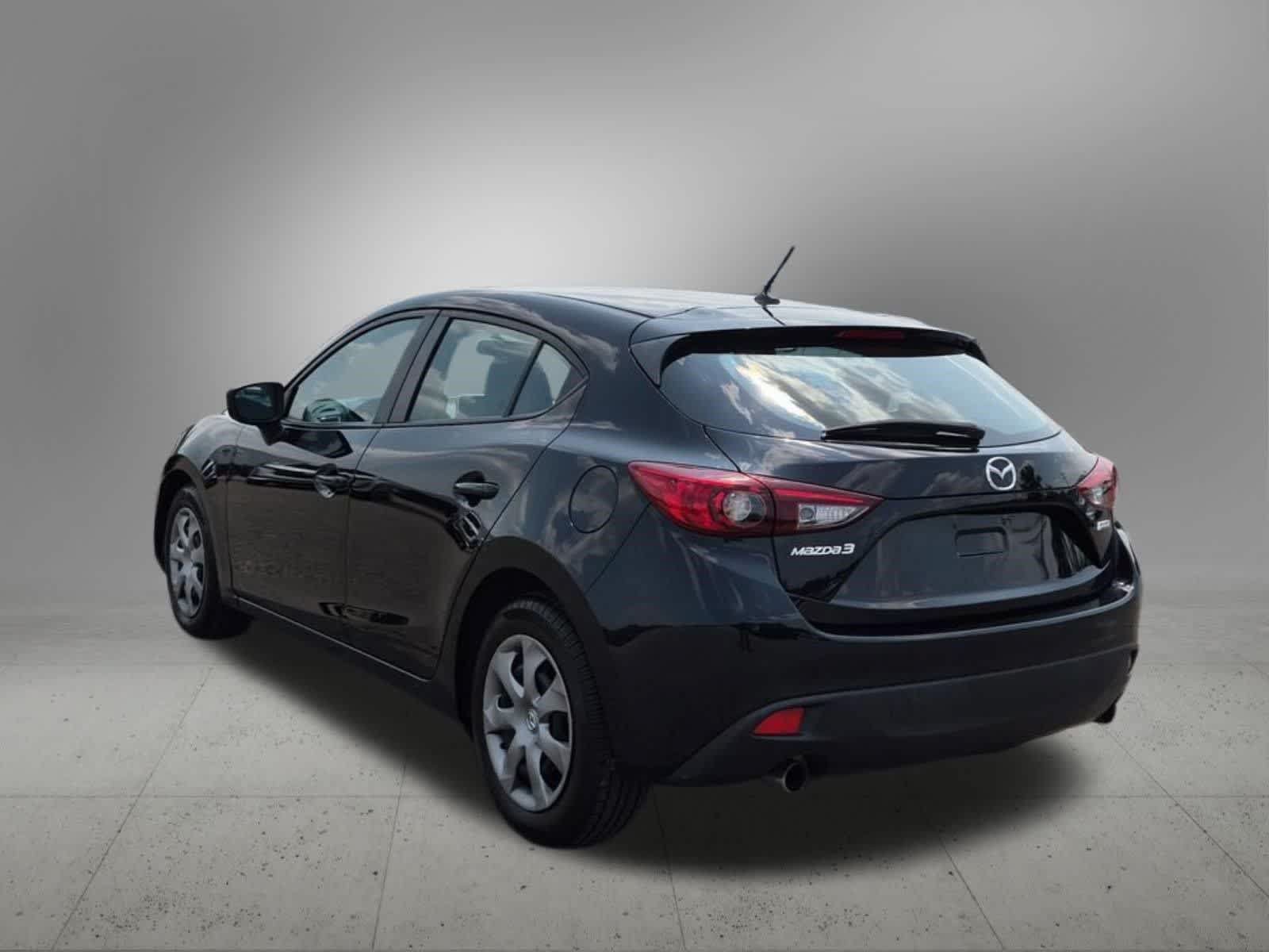 Used 2015 MAZDA MAZDA3 i Sport FWD image 4