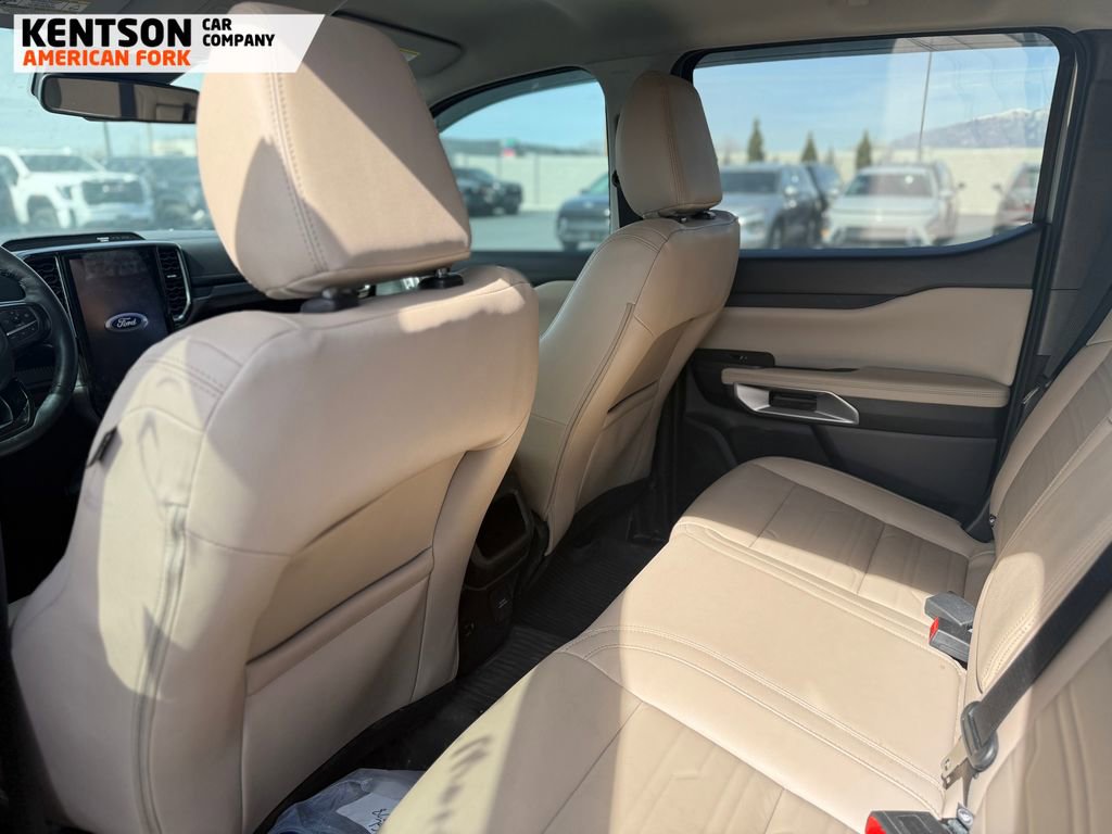 Used 2024 Ford Ranger Lariat w/ Trailer Tow Package image 4