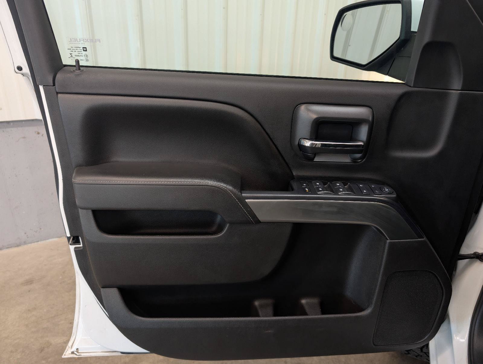 Used 2015 Chevrolet Silverado 1500 LT AWD/4WD image 17