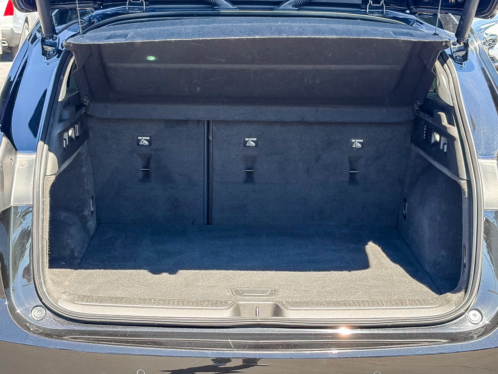Used 2023 Buick Envision Avenir AWD/4WD image 24