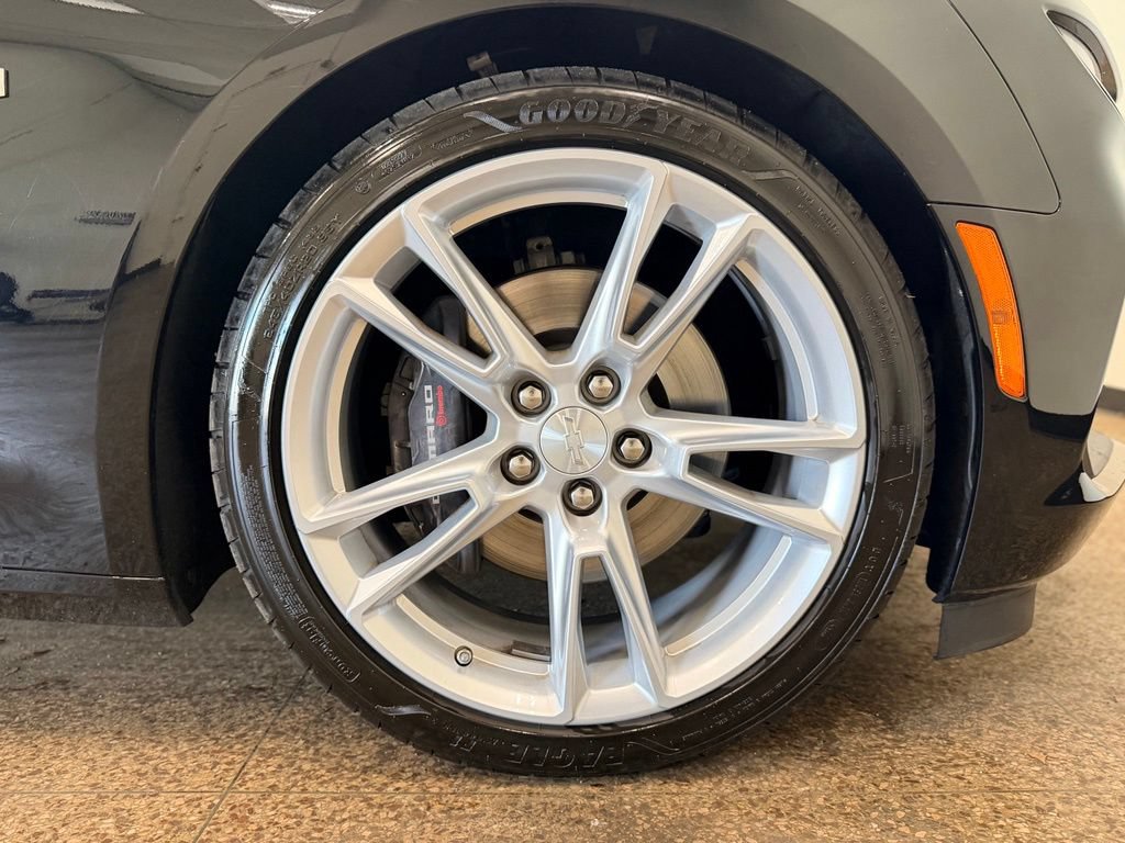 Used 2023 Chevrolet Camaro SS RWD image 23