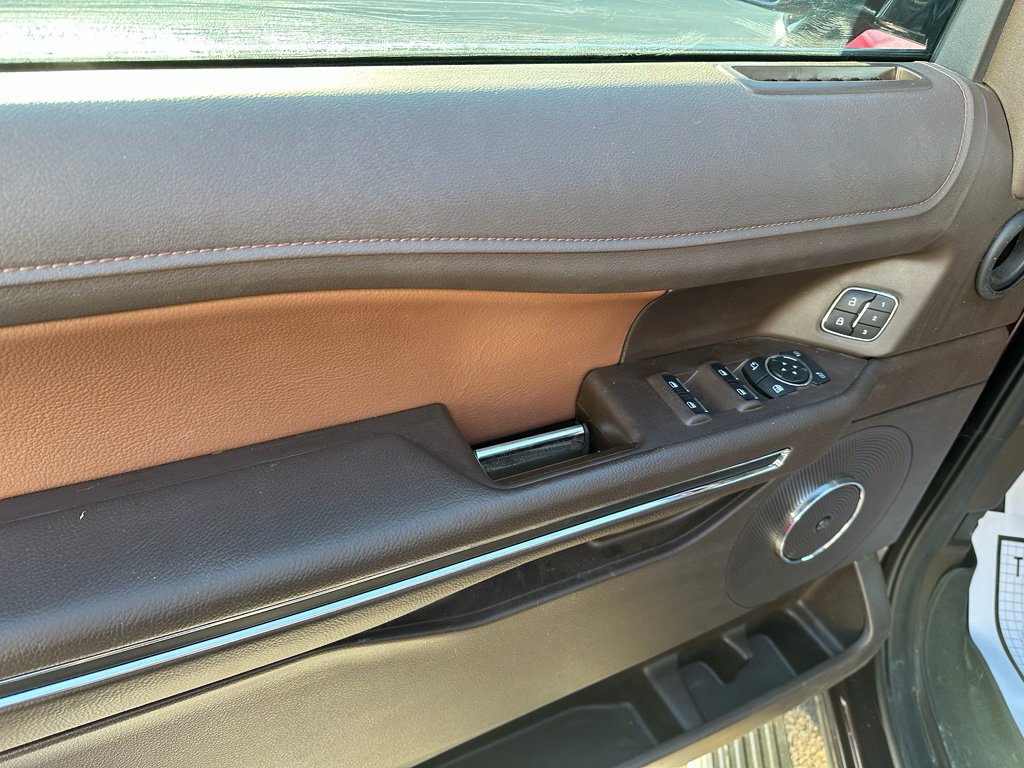 Used 2024 Ford Expedition Max King Ranch image 12