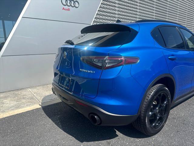 Used 2025 Alfa Romeo Stelvio Sprint AWD/4WD image 29