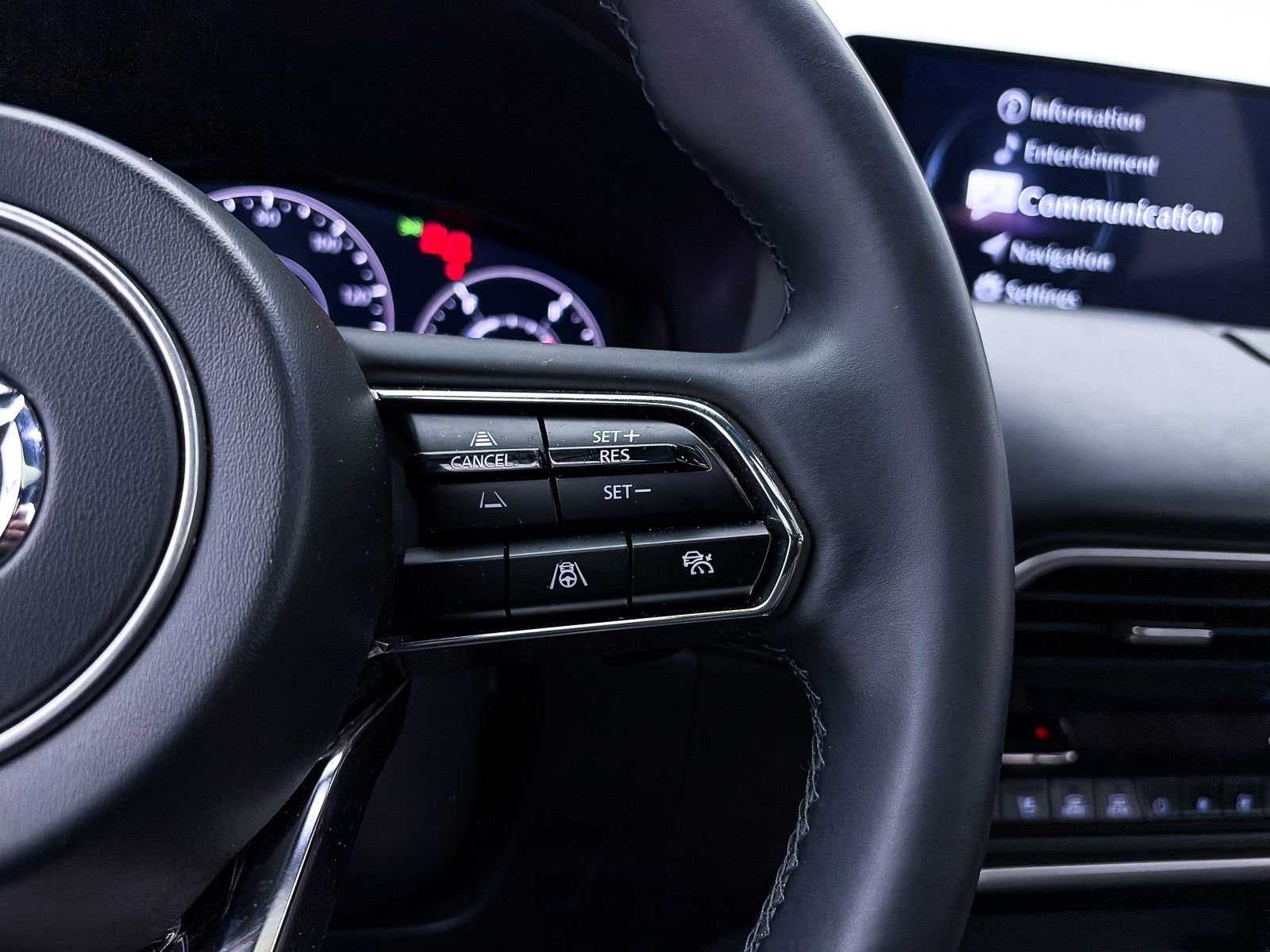 Used 2025 MAZDA CX-90 Plug-In Hybrid w/ Premium Plus image 32