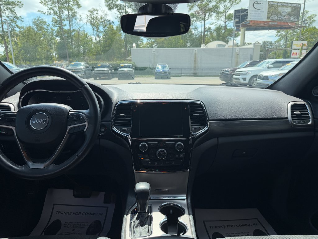 Used 2019 Jeep Grand Cherokee Altitude RWD image 15