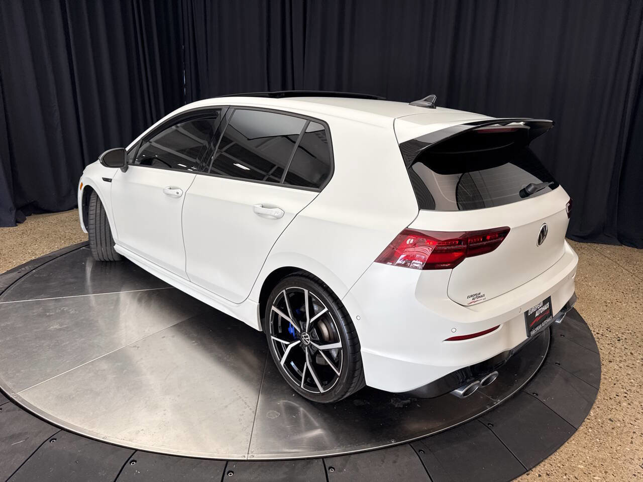 Used 2024 Volkswagen Golf R image 6