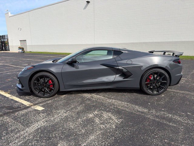 New 2027 Chevrolet Corvette Stingray Coupe w/ Z51 Performance Package RWD image 8