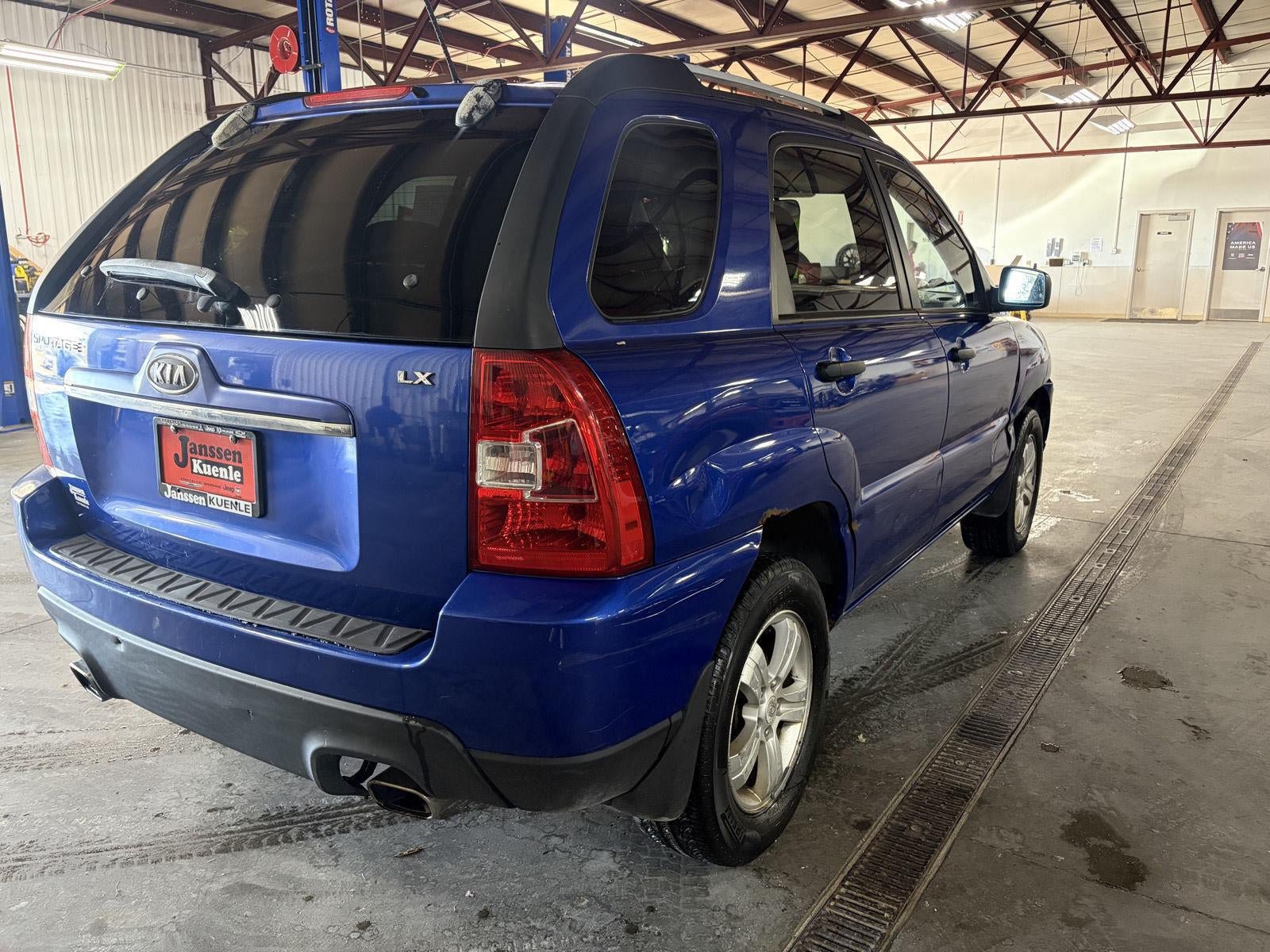 Used 2009 Kia Sportage LX FWD image 3