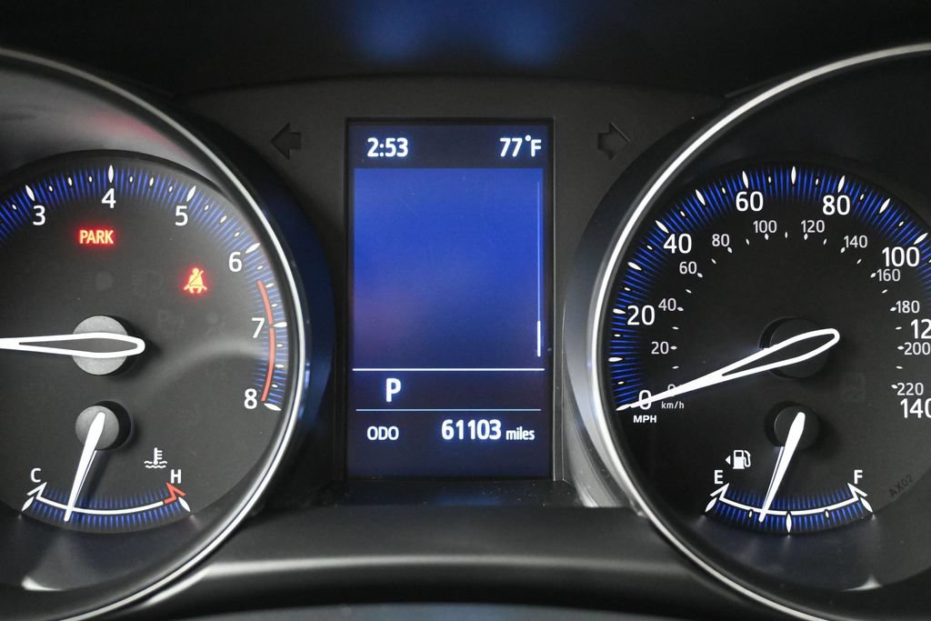 Used 2020 Toyota C-HR XLE FWD image 19