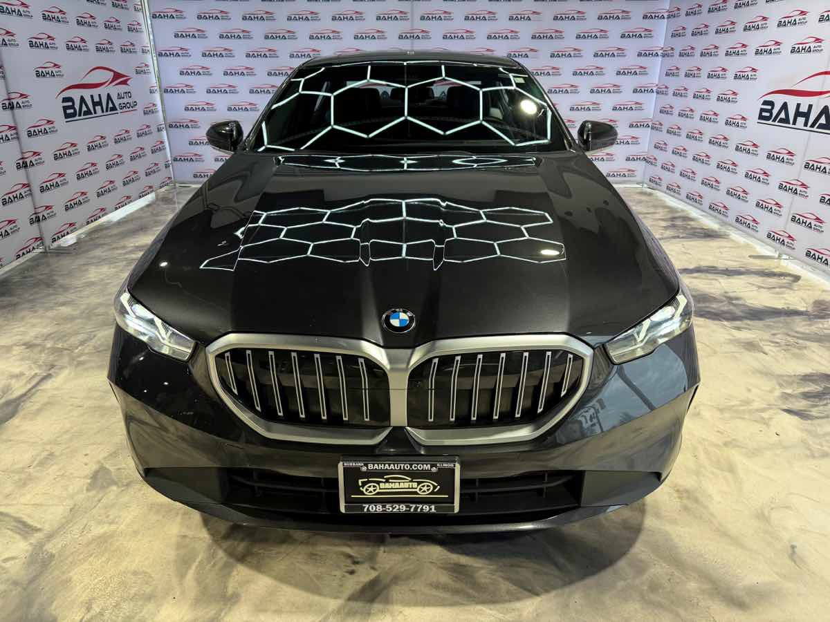 Used 2026 BMW 530i xDrive AWD/4WD image 4