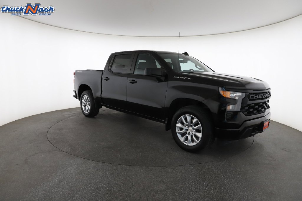 Used 2024 Chevrolet Silverado 1500 Custom AWD/4WD image 2