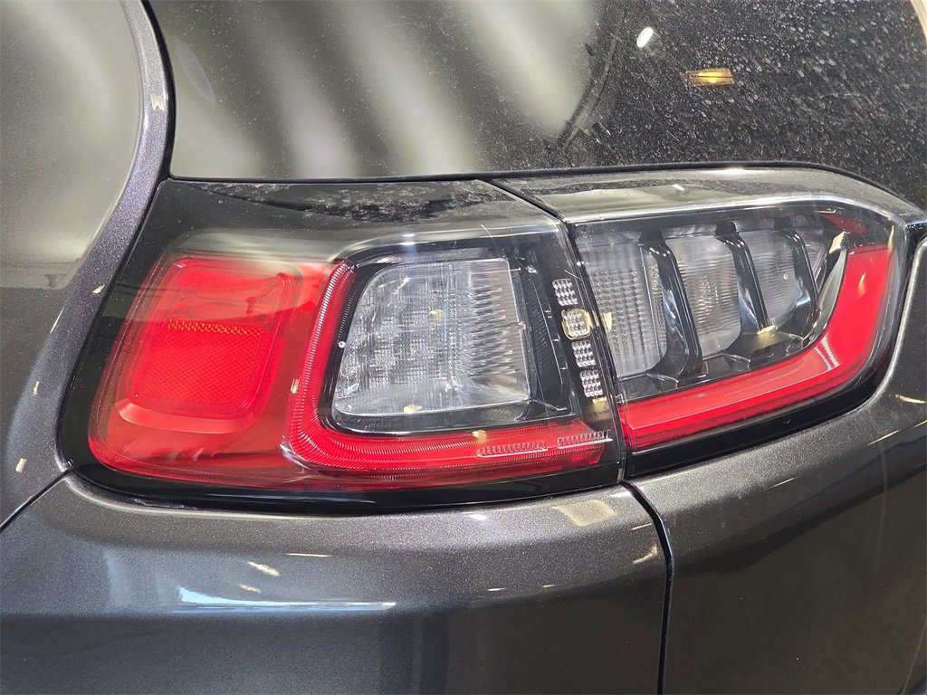 Used 2019 Jeep Cherokee Latitude Plus w/ Cold Weather Group image 36