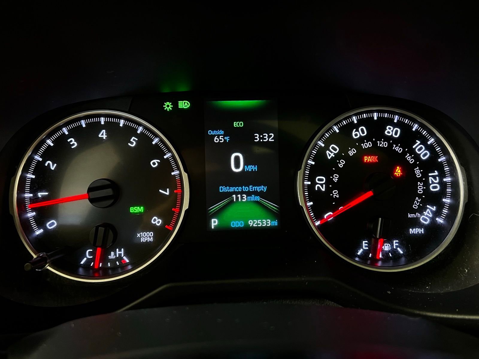 Used 2020 Toyota RAV4 XLE Premium image 17