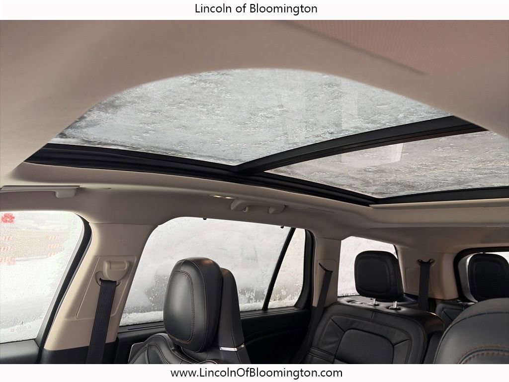 Certified 2021 Lincoln Aviator Reserve w/ Equipment Group 208A image 15