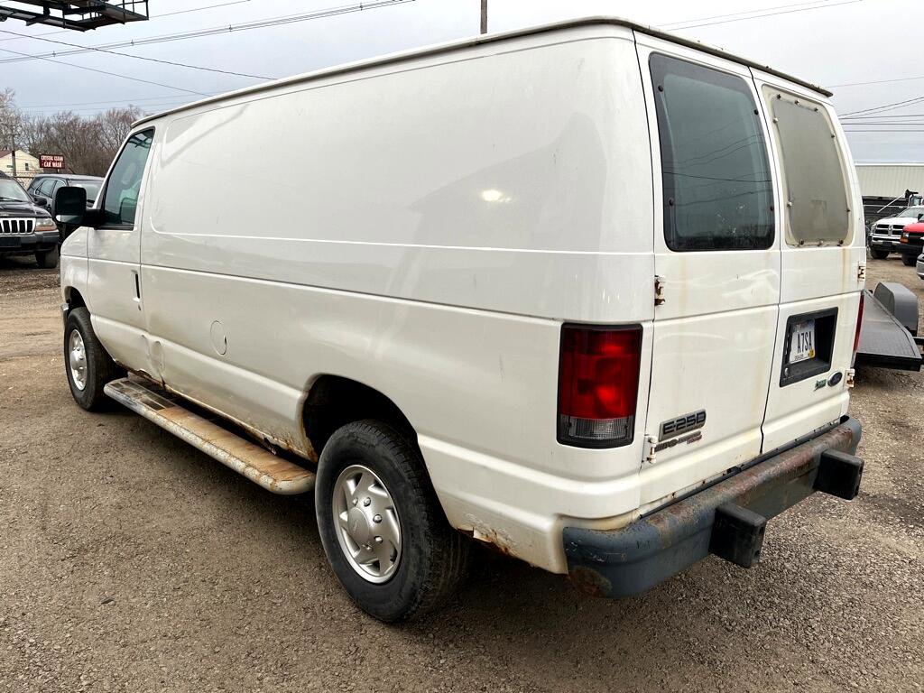 Used 2011 Ford E-250 and Econoline 250 w/ PWR Group image 3