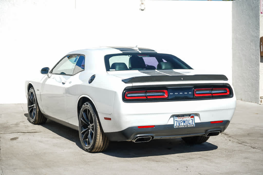 Used 2016 Dodge Challenger R/T Plus RWD image 6