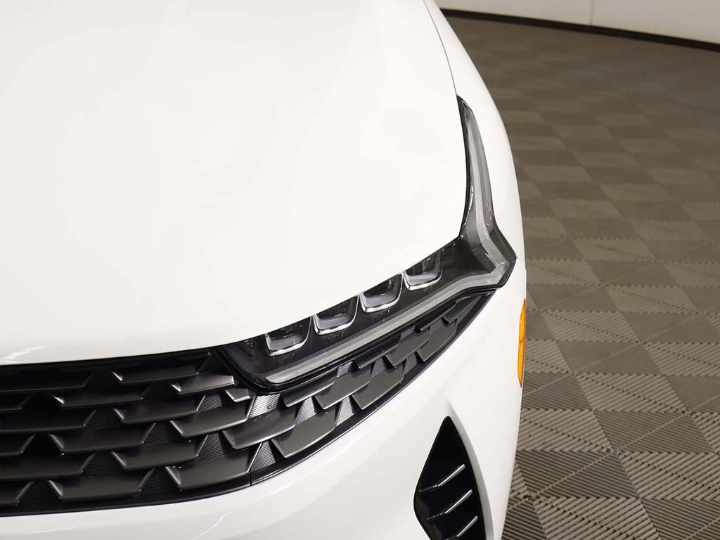 Used 2024 Kia K5 LXS image 13