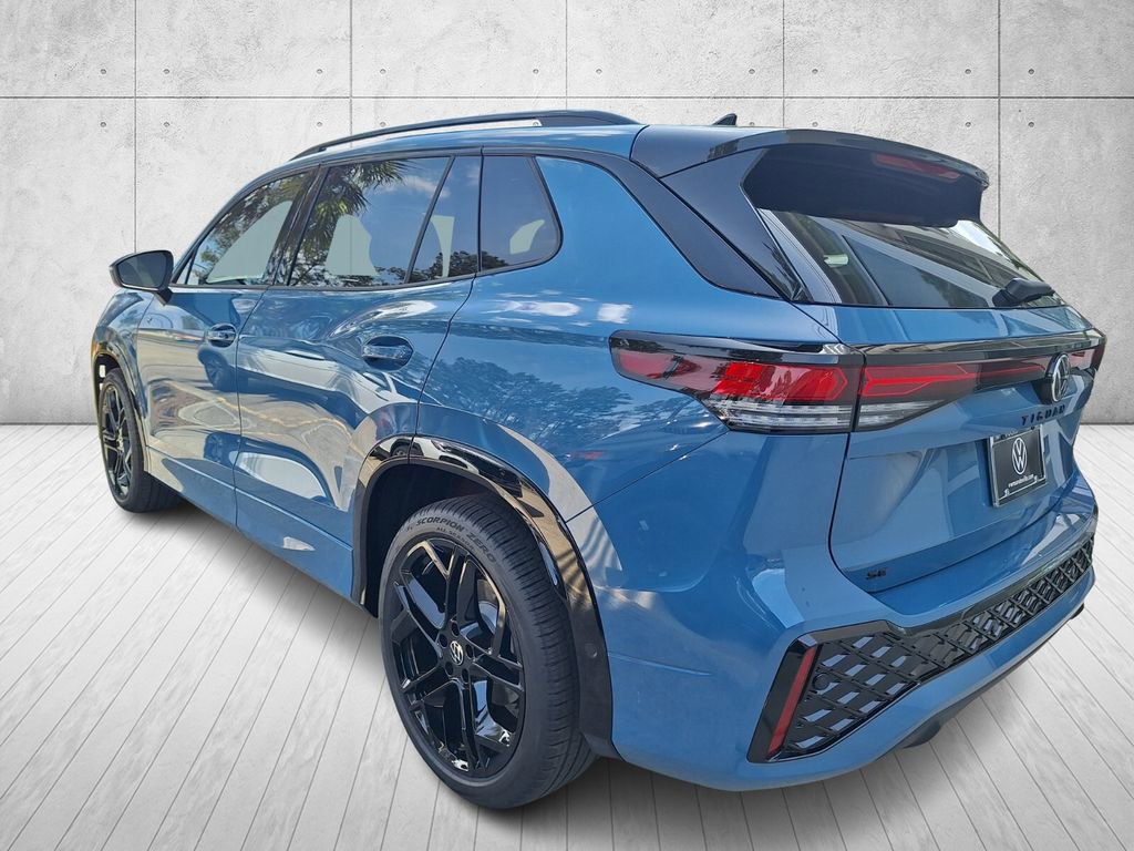 New 2026 Volkswagen Tiguan SE R-Line image 3