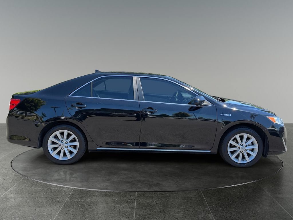 Used 2012 Toyota Camry XLE w/ Leather Pkg FWD image 10