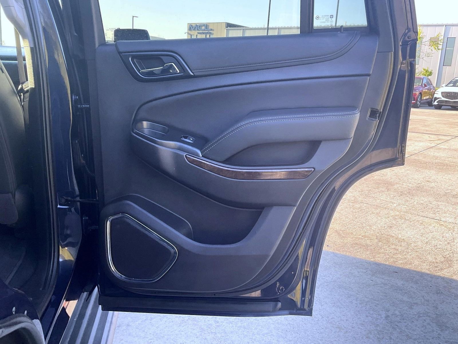 Used 2020 Chevrolet Tahoe LT AWD/4WD image 23