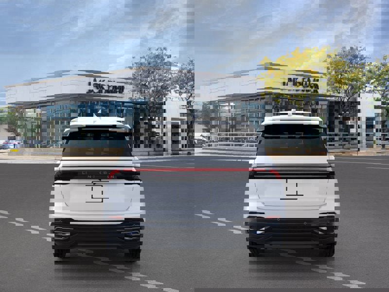 New 2026 Lincoln Nautilus Premier image 5