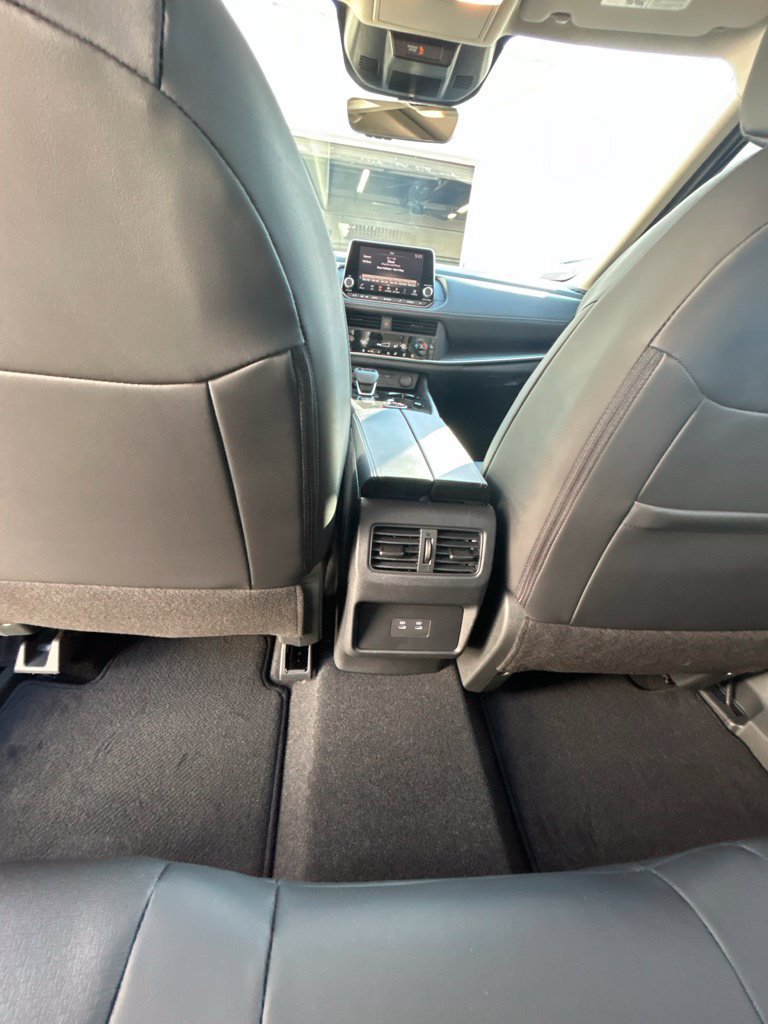 Used 2026 Nissan Rogue Dark Armor AWD/4WD image 18